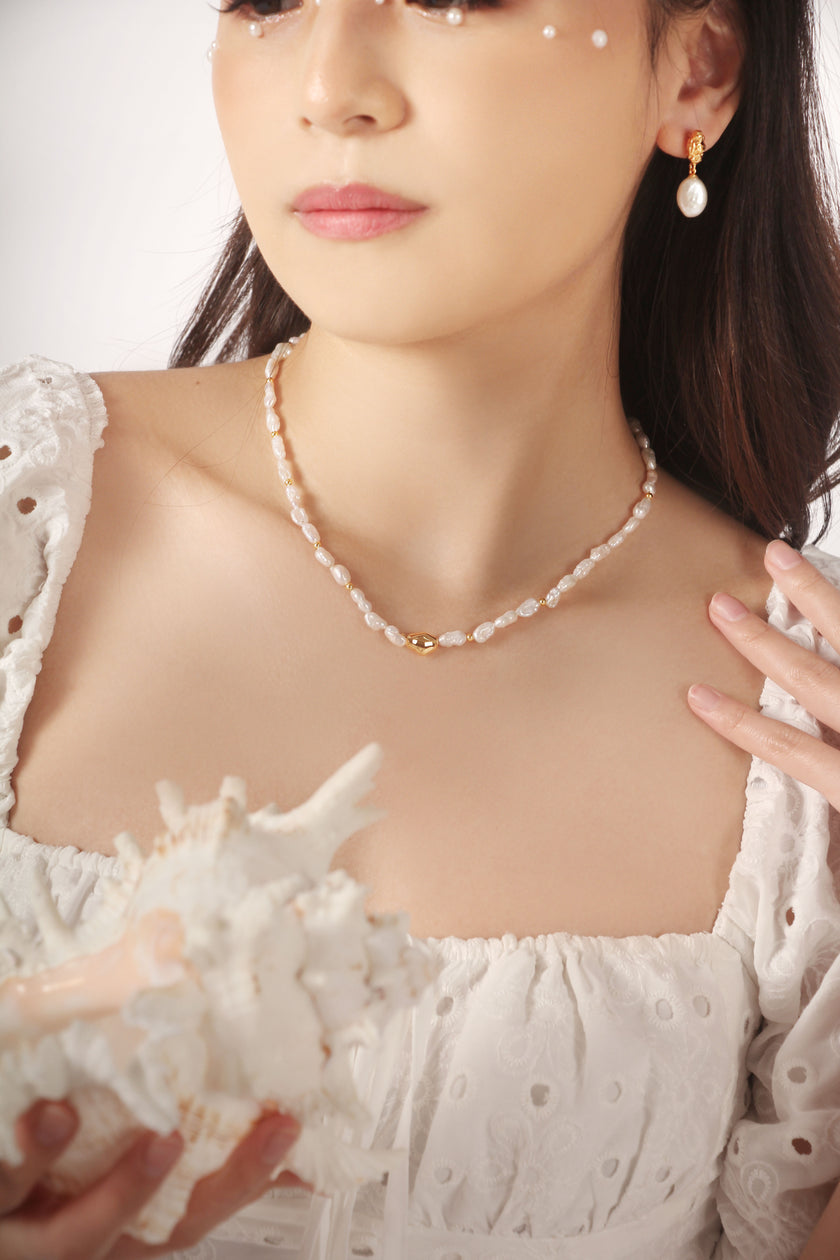 Treasure Trove Clio Earring