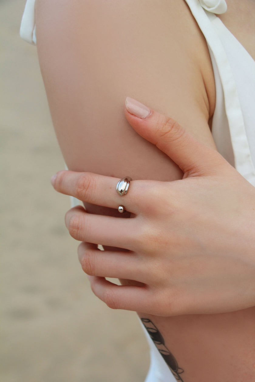 The Birth of Venus Silver Ring